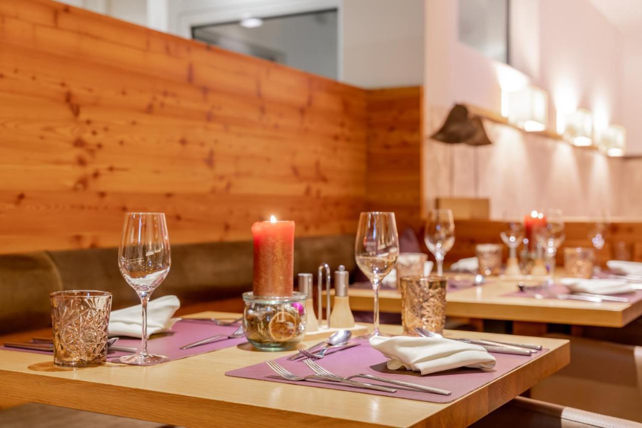 AlpenParks Hotel Maria Alm Buitenkant foto