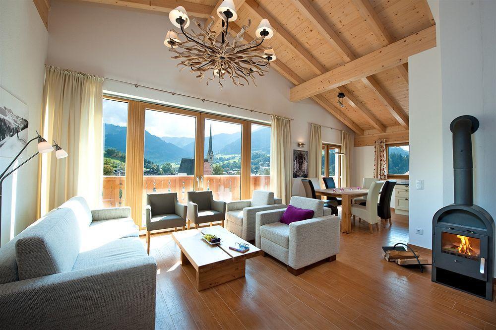 AlpenParks Hotel Maria Alm Buitenkant foto