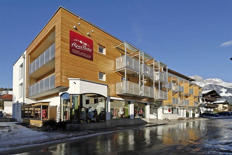 AlpenParks Hotel Maria Alm Buitenkant foto