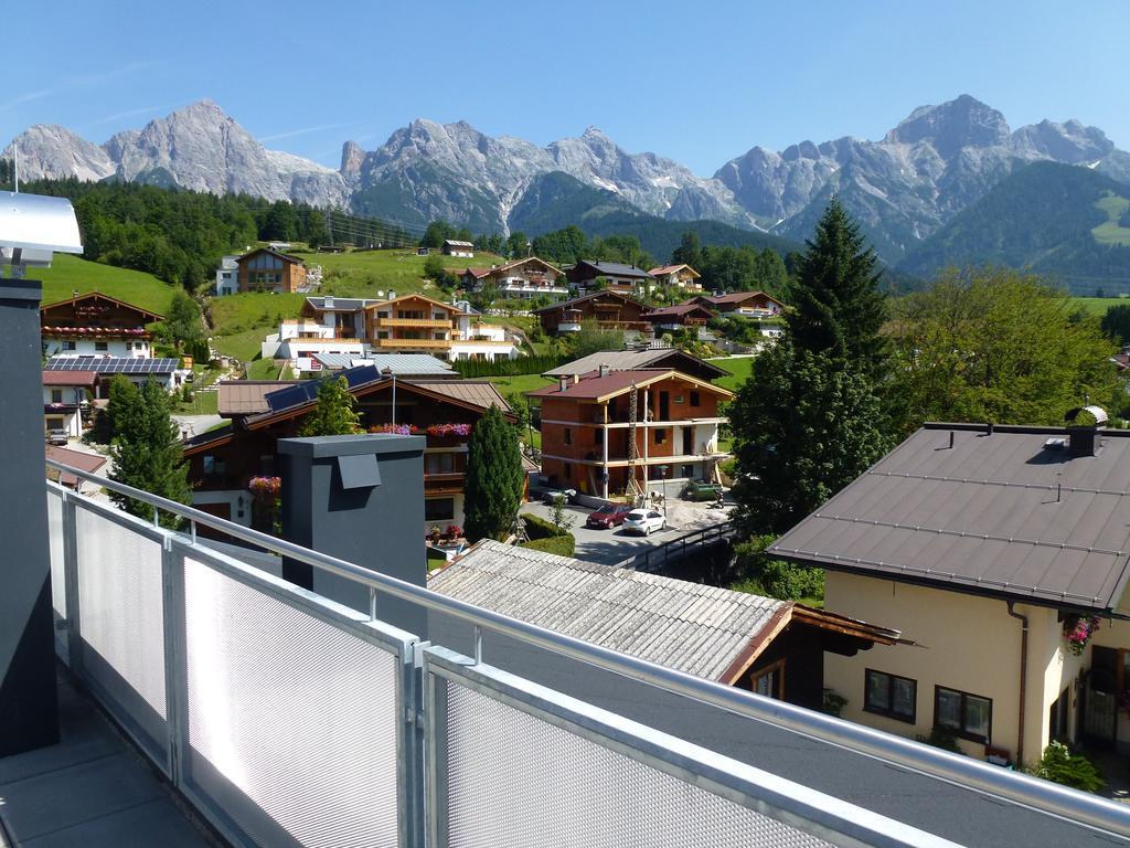 AlpenParks Hotel Maria Alm Buitenkant foto