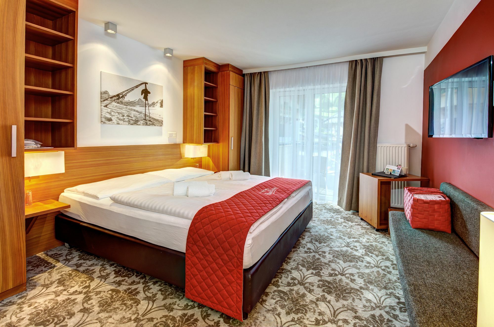 AlpenParks Hotel Maria Alm Buitenkant foto