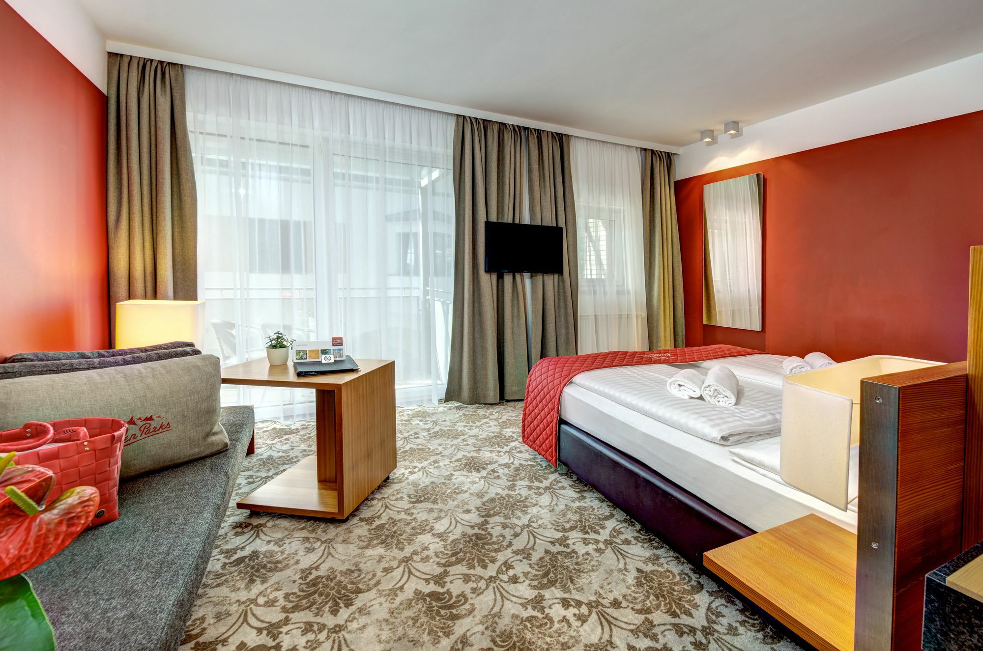 AlpenParks Hotel Maria Alm Buitenkant foto